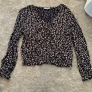 Never worn black and cream floral print blouse from American eagle